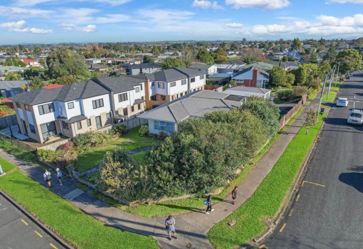 36 Tawa Crescent, Manurewa