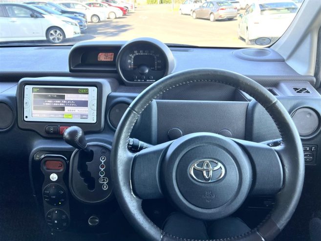 2013 Toyota Spade Hatchback Automatic