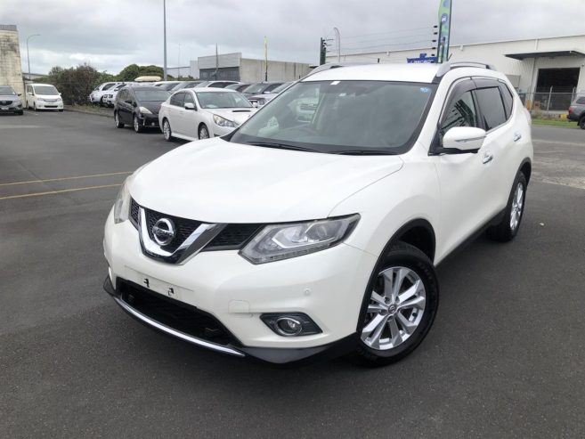 2015 Nissan X-Trail 20X, 7 Seats