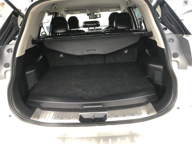 2015 Nissan X-Trail 20X, 4WD, HYBRID EMERGENCY BRAKE PACKAGE