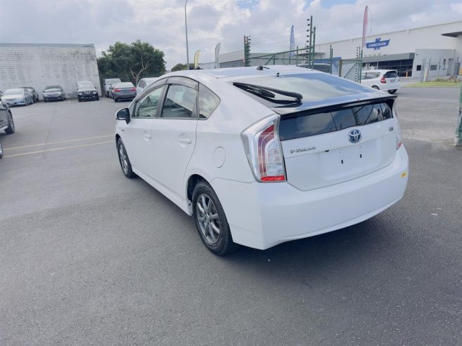 2014 Toyota Prius 1.8 S