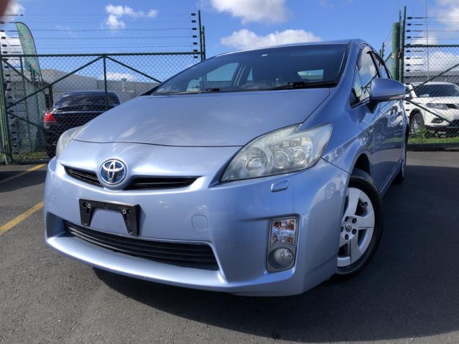 2011 Toyota Prius 1.8G