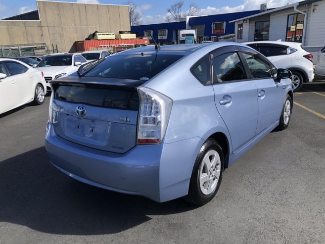 2011 Toyota Prius 1.8G