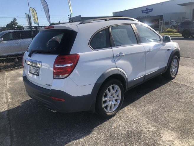 2015 Holden Captiva LS, 7 Seats, Sunroof