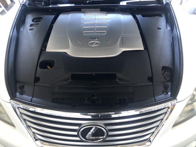 2009 Lexus LS460 V8