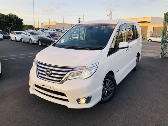 2014 Nissan Serena Highway Star S Hybrid