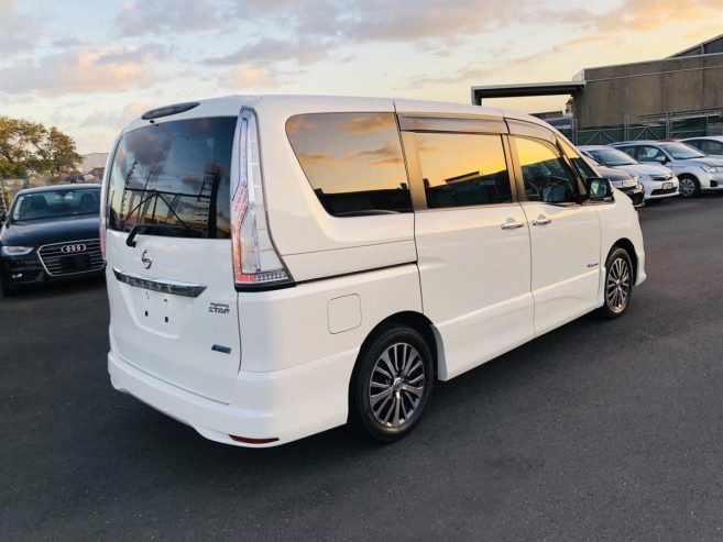 2014 Nissan Serena Highway Star S Hybrid