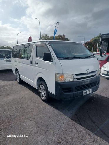 2009 Toyota Hiace Long Wheel Base Van Automatic