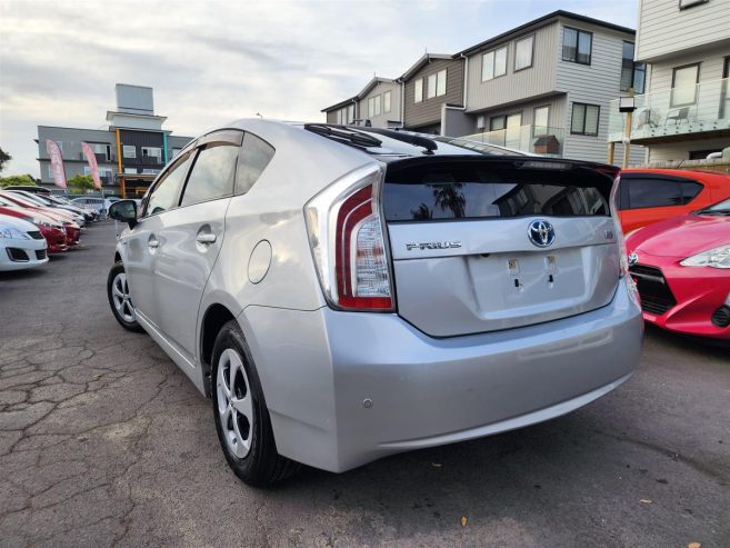 2013 Toyota Prius Hatchback Automatic