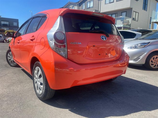 2012 Toyota Aqua S PACKAGE Hatchback Automatic