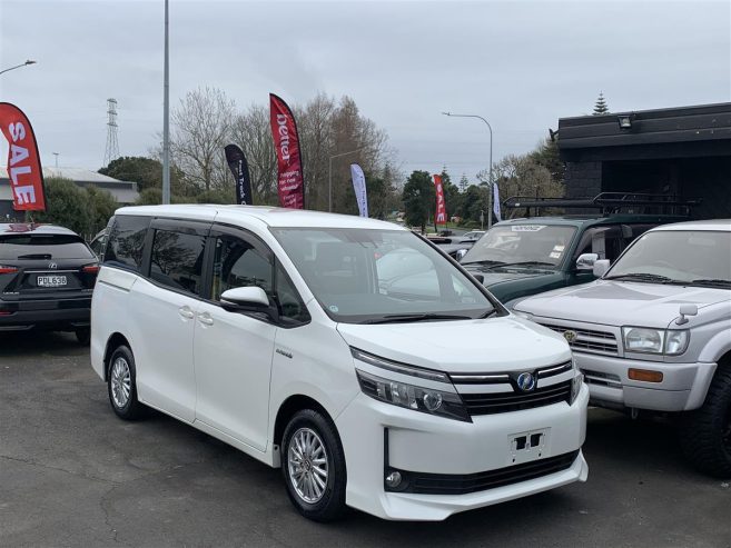 2016 Toyota Voxy Station Wagon Automatic