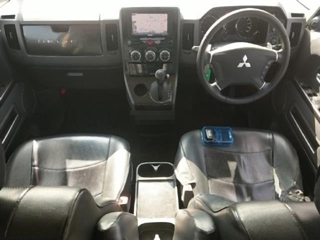 2011 Mitsubishi Delica RV/SUV Tiptronic