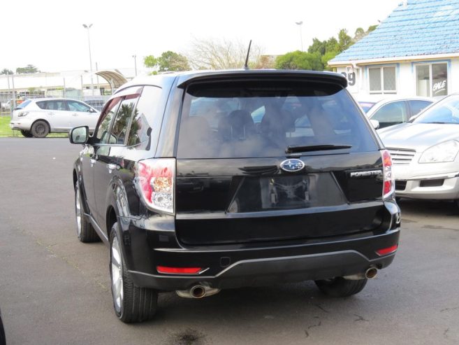 2010 Subaru Forester Black Colour, AWD, Heated Seat RV/SUV Automatic