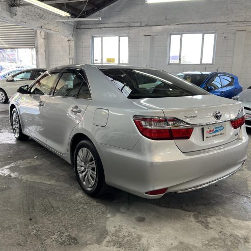 2015 Toyota Camry HYBRID Sedan Automatic