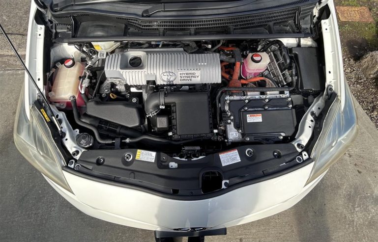 2015 Toyota Prius Hatchback Automatic HYBRID