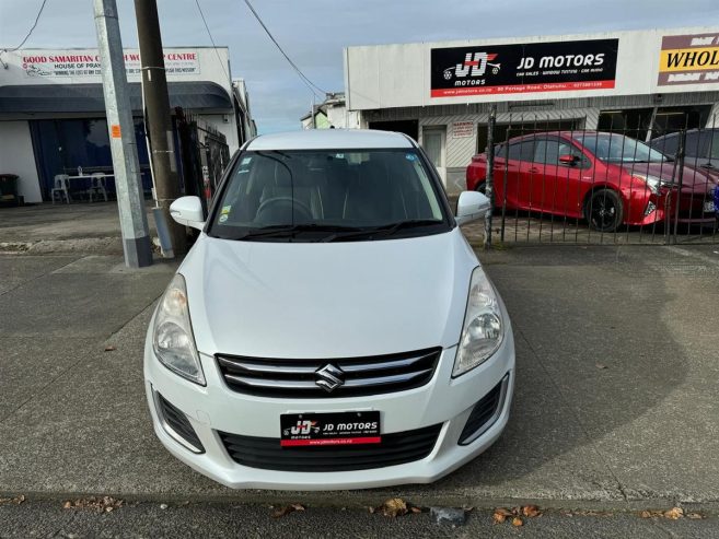 2015 Suzuki Swift Style Package Leather Seats/ Heated Seats Hatchback Automatic Idle Stopping/ Mags/ Bluetooth Audio/ Cruise Control/ Rev. Camera/ Paddle Shift