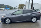 2018 Toyota Prius S Hybrid with Radar Cruise/ Rev. Camera Hatchback Automatic Hybrid/ Rev. Camera/ Mags/ Bluetooth Audio/ LDA/ Auto High Beam