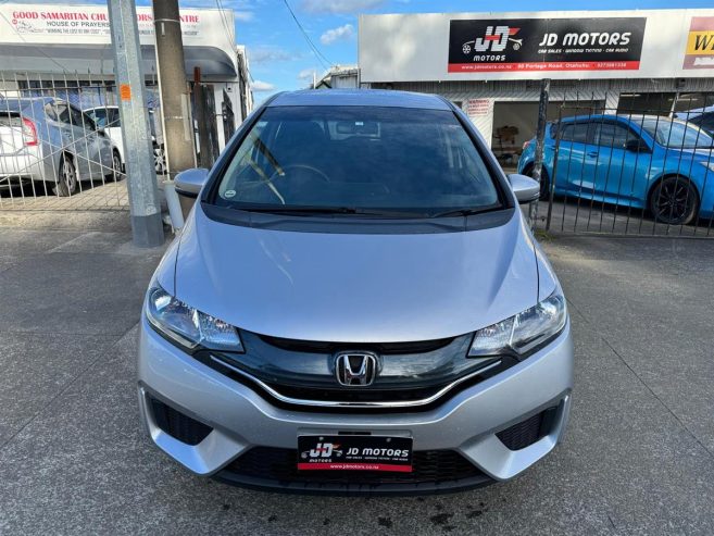 2013 Honda Fit 1.3L Petrol Super Low Kms Done Hatchback Automatic Chain Drive/ All New Tyres/ Rev. Camera