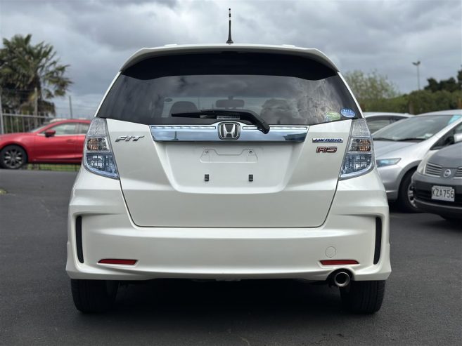 2012 Honda Fit HYBRID RS / ALLOYS Hatchback Automatic