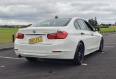 2013 BMW 320i Luxury Edition* Leather Seats* Twin Power Tubro* Key-Less, alloys, push start**