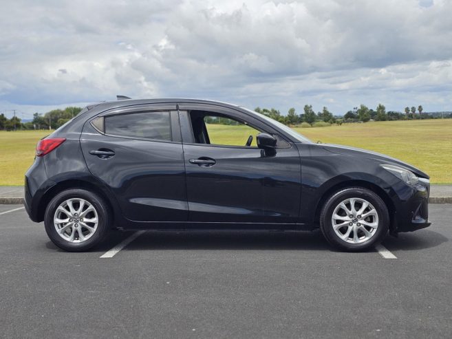 2014 Mazda Demio 13 Skyactiv, Key-Less, Alloys, Reversing Camera* Weekend special, Key-less**