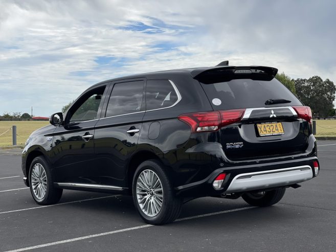 2019 Mitsubishi Outlander Phev G PREMIUM *New shape*Push start*Paddle Shift* *Zero Deposit/On Spot Finance Available, TC Apply*