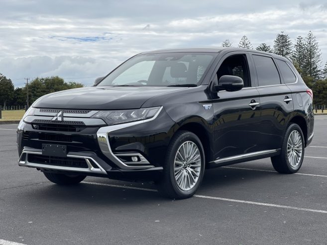 2019 Mitsubishi Outlander Phev G PREMIUM *New shape*Push start*Paddle Shift* *Zero Deposit/On Spot Finance Available, TC Apply*