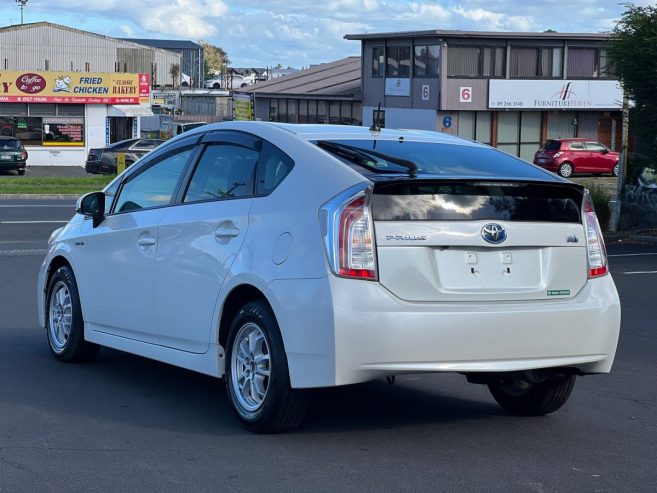 2013 Toyota Prius S Package/Push Start/Multi Airbags/Alloys