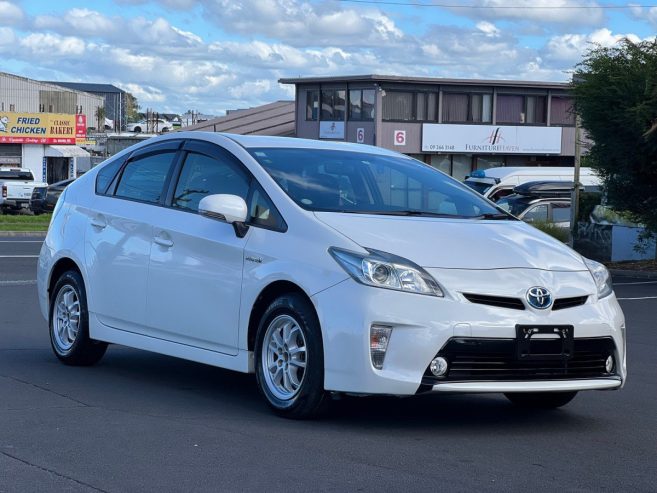 2013 Toyota Prius S Package/Push Start/Multi Airbags/Alloys