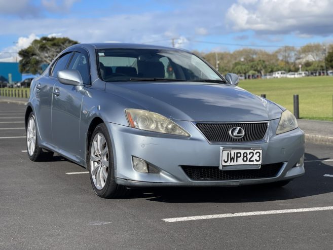 2007 Lexus IS 250 Sunroof** Alloys, Reversing Camera** Weekend Special** Parking sensors, cruise control, key-less