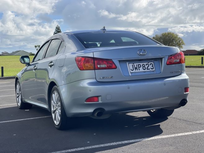 2007 Lexus IS 250 Sunroof** Alloys, Reversing Camera** Weekend Special** Parking sensors, cruise control, key-less