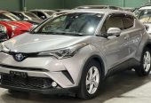 2017 Toyota C- HR ** PUSH START ** HYBRID ** ALLOYS ** REVERSE CAMERA **Hybrid ** ON SPECIAL ** JUST ARRIVED