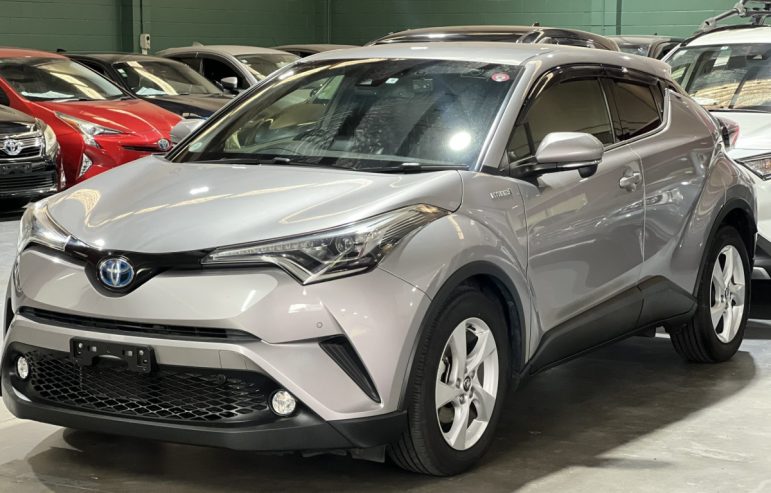 2017 Toyota C- HR ** PUSH START ** HYBRID ** ALLOYS ** REVERSE CAMERA **Hybrid ** ON SPECIAL ** JUST ARRIVED