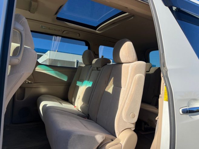 2013 Toyota Vellfire Double Sunroof/Dual power slide doors/Rev-Cam/Multi Airbags*