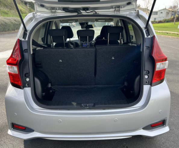 2018 Nissan Note ** PUSH START ** REVERSE CAMERA *LANE KEEPING ASSIST SYSTEM ** ** ON SPECIAL ** JUST ARRIVED