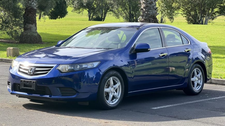 2013 Honda Accord ** Accord ** 20TL * Cruise Control * Reverse Camera * Bluetooth * ** ON SPECIAL ** JUST ARRIVED