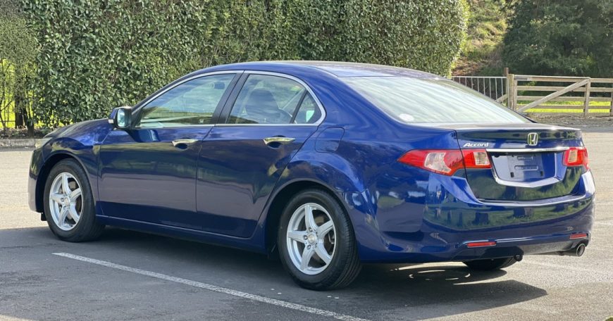 2013 Honda Accord ** Accord ** 20TL * Cruise Control * Reverse Camera * Bluetooth * ** ON SPECIAL ** JUST ARRIVED