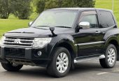 2011 Mitsubishi Pajero ** SUNROOF ** 4WD ** CRUISE CONTROL ** HEATED SEATS ** ** ON SPECIAL ** JUST ARRIVED