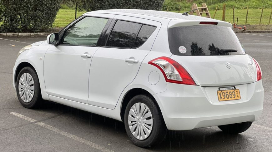 2014 Suzuki Swift ** PUSH START ** XG ** ELECTRIC WINDOWS ** 2X KEYS ** ** ON SPECIAL ** JUST ARRIVED