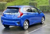 2013 Honda Fit ** PUSH START ** HYBRID ** REVERSE CAMERA ** ** ON SPECIAL ** JUST ARRIVED