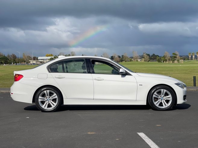 2012 BMW 320i Sport Edition, Key-Less, Parking Sensors Reversing Camera, Twin Power Turbo*