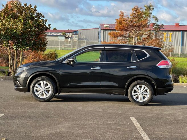 2016 Nissan X-Trail 20X Eemergency Break PACKG,Leather+Heated Seats,Alloys**