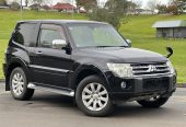 2011 Mitsubishi Pajero ** SUNROOF ** 4WD ** CRUISE CONTROL ** HEATED SEATS ** ** ON SPECIAL ** JUST ARRIVED