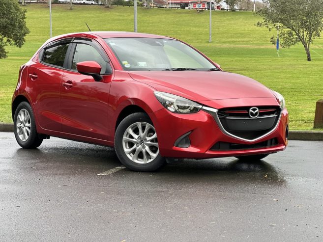 2014 Mazda Demio ** BEIGE LEATHER SEATS ** ALLOYS ** REVERSE CAMERA **SKYACTIV **JUST ARRIVED** ON SPECIAL ** LOW WEEKLY PAYMENTS