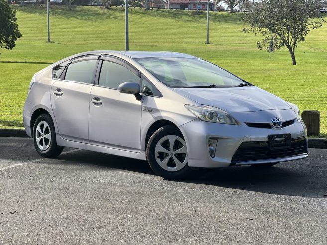 2012 Toyota Prius ** PUSH START ** ALLOYS ** HYBRID ** FOG LIGHTS ** ** JUST ARRIVED ** ON SPECIAL ** KEYLESS ENTRY **