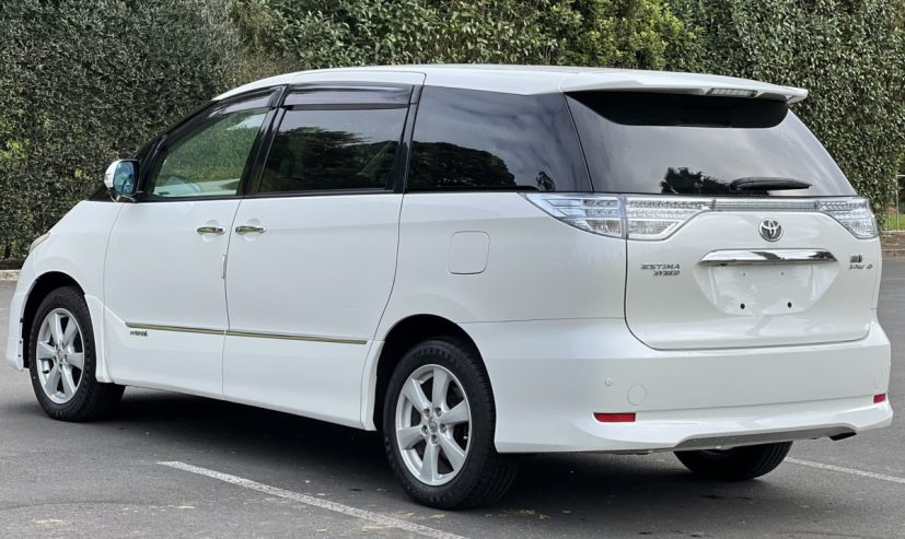 2011 Toyota Estima ** PUSH START ** HYBRID ** ALLOYS ** REVERSE CAMERA ** 4WD ** ** ON SPECIAL ** JUST ARRIVED