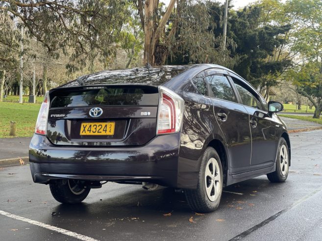 2012 Toyota Prius S-Package, Key-Less, On Special** Reversing Camera, Push Start, Black Interior**