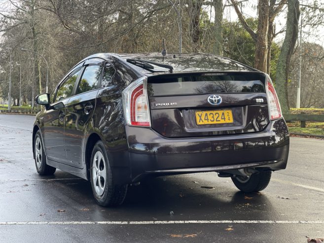 2012 Toyota Prius S-Package, Key-Less, On Special** Reversing Camera, Push Start, Black Interior**