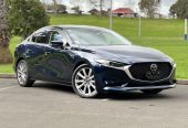 2021 Mazda 3 ** PUSH START ** PARKING SENSORS ** LOW KM’S ** REVERSE CAMERA * ** NEW ARRIVED ** ON SPECIA