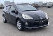 2012 Toyota Aqua ** PUSH START ** REAR WIPER ** HYBRID ** REVERSE CAMERA ** ** ON SPECIAL ** JUST ARRIVED ** KEYLESS ENTRY **